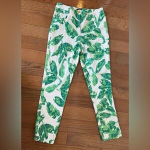 Truth By Republic Palm stretch Jeans 
28inch waist
32inch hips
26inch inseam